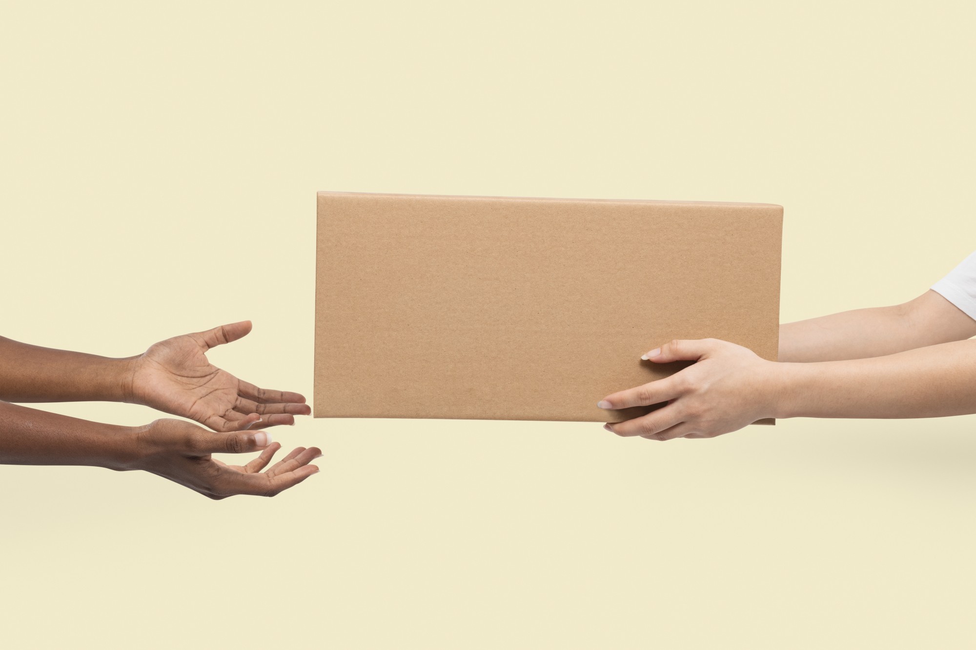 A Comprehensive Guide to Choosing the Right International Courier Service